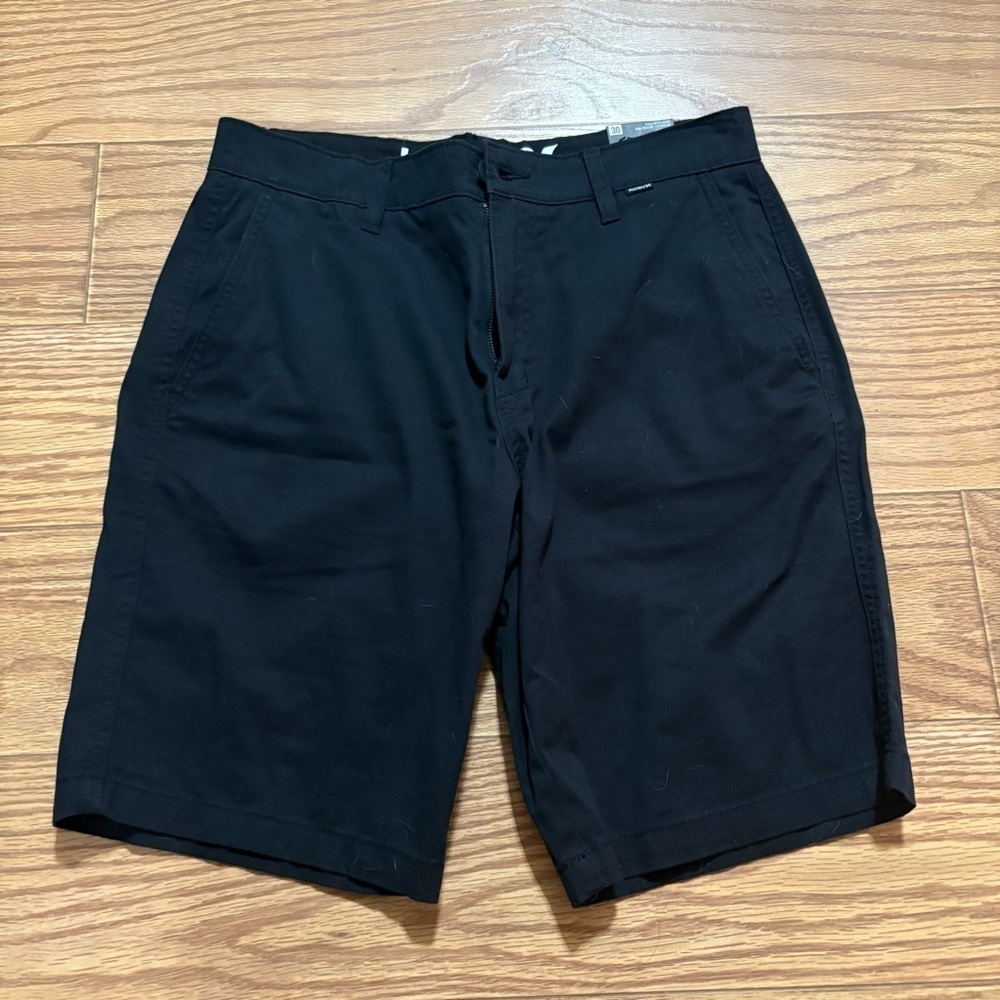 NEW Hurley Shorts 30